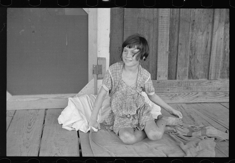 Daughter of sharecropper, Mississippi County, Arkansas. Sourced from the Library of Congress.