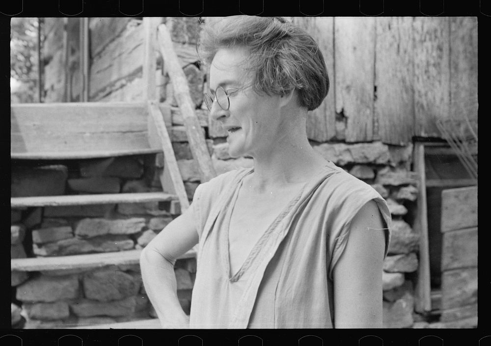 Wife of rehabilitation client, Washington County, Arkansas. Sourced from the Library of Congress.
