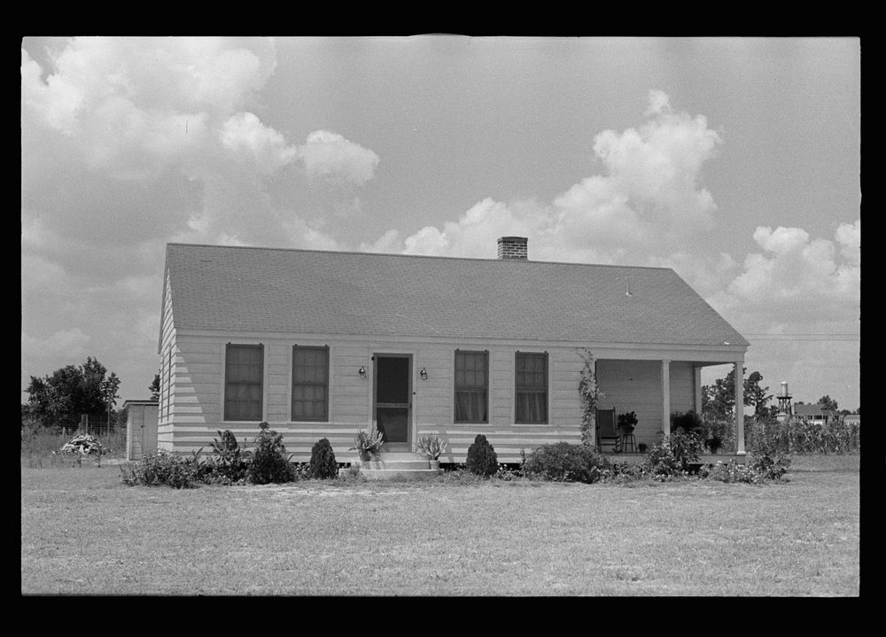 Five-room house, Meridian (Magnolia) Homesteads, Mississippi. Sourced from the Library of Congress.
