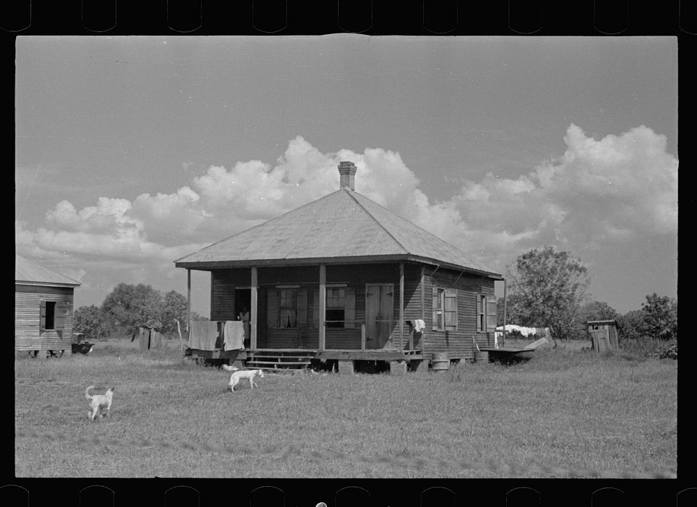 Sharecropper's house, Plaquemines Parish, Louisiana. Sourced from the Library of Congress.