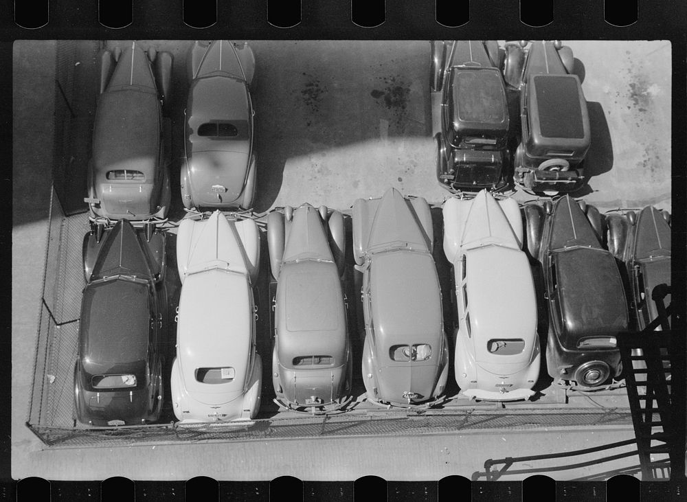 Parked cars, Des Moines, Iowa. | Free Photo - rawpixel