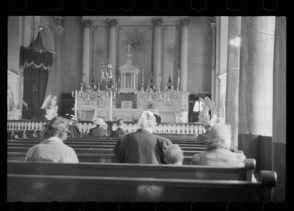 People waiting for mass to begin, old cathedral, St. Louis, Missouri. Sourced from the Library of Congress.