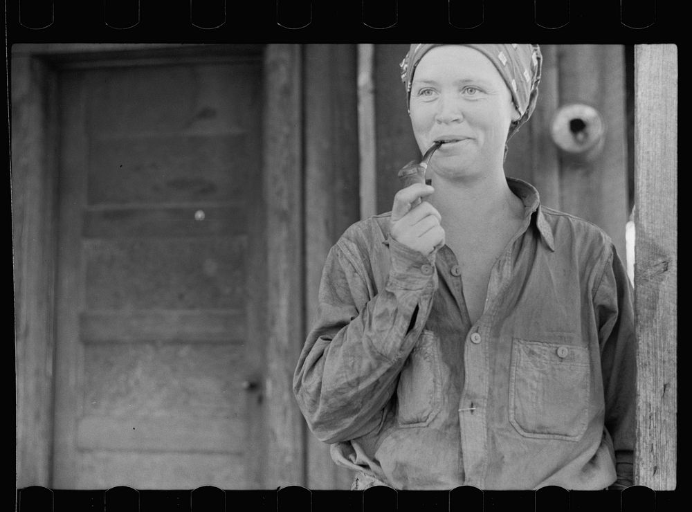 [Untitled photo, possibly related to: Wife of Ozark Mountains farmer, Missouri]. Sourced from the Library of Congress.