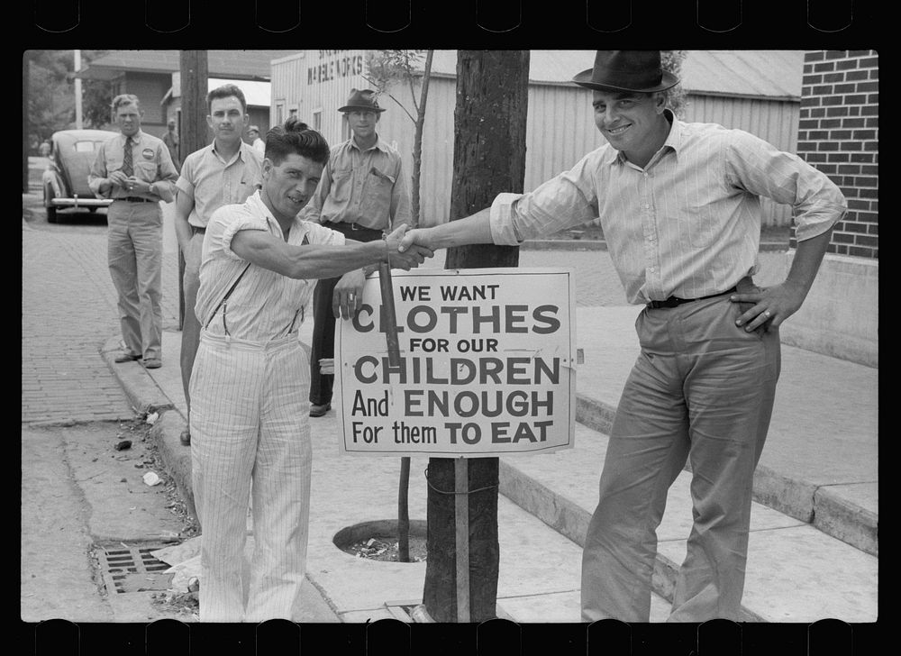 [Untitled photo, possibly related to: Employees of Coca-Cola plant on strike, Sikeston, Missouri]. Sourced from the Library…