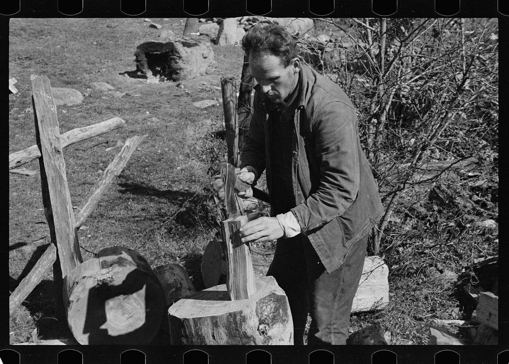 Chopping wood for the schoolteacher, Shenandoah National Park, Virginia. Sourced from the Library of Congress.