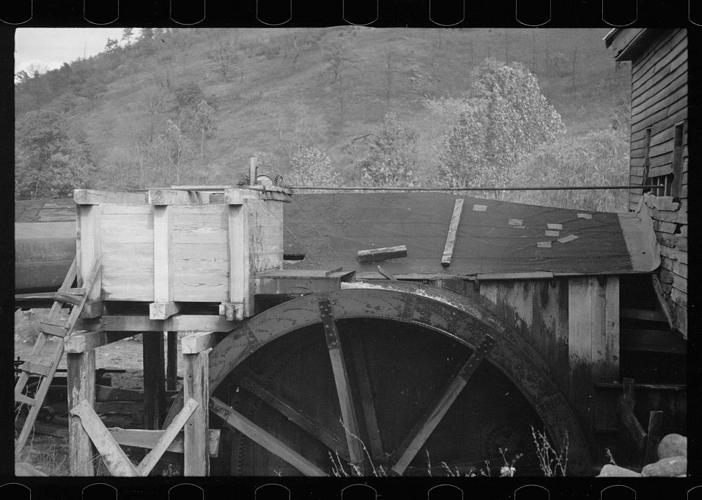 Waterwheel of mill, Nethers, Virginia. Sourced from the Library of Congress.