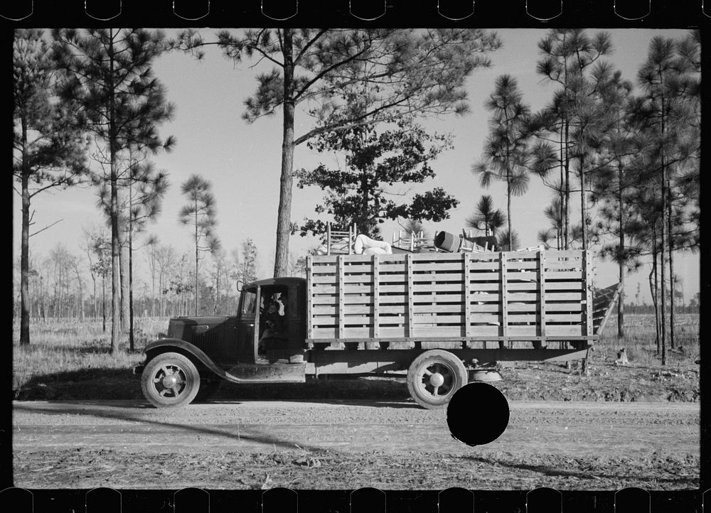[Untitled photo, possibly related to: W.R. Hubbard and family moving their household goods on Penderlea Farms, North…
