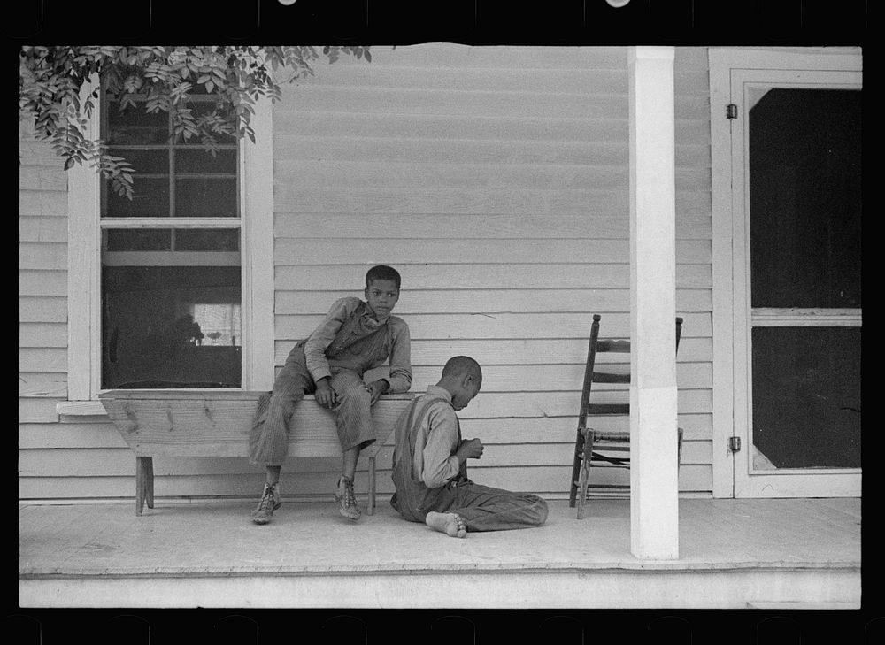 [Untitled photo, possibly related to: Sharecropper's new home]. Sourced from the Library of Congress.