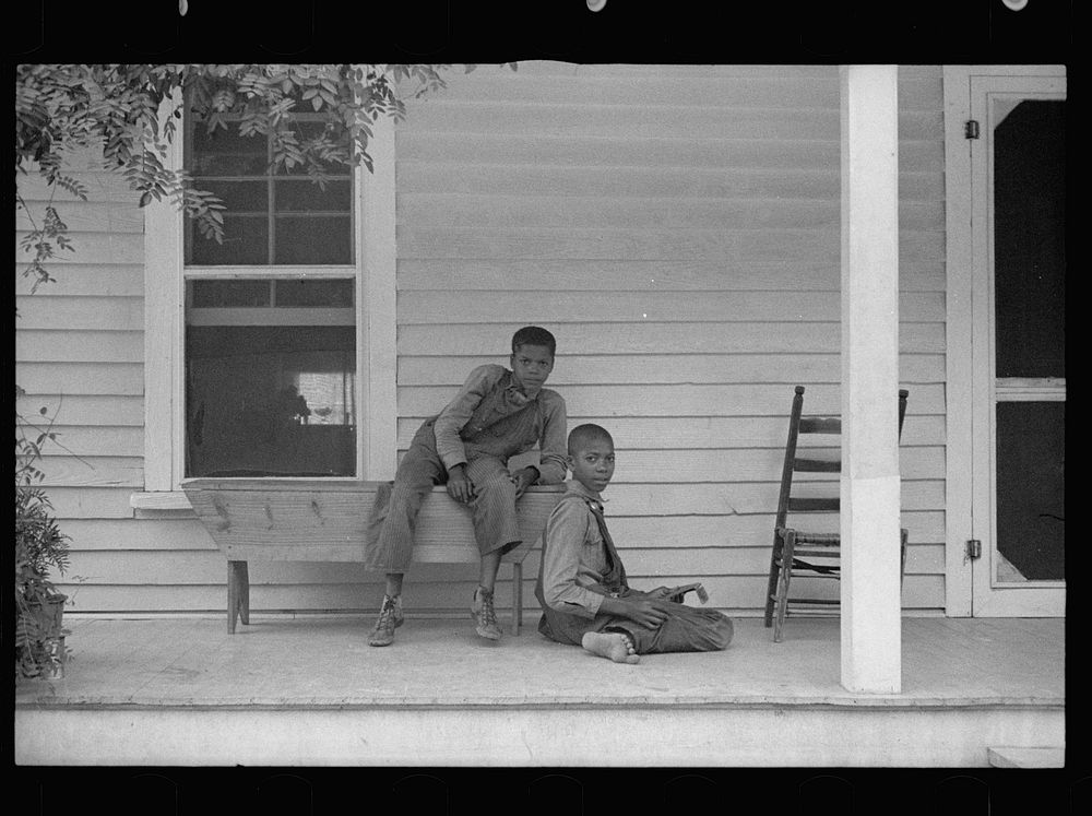 [Untitled photo, possibly related to: Sharecropper's new home]. Sourced from the Library of Congress.