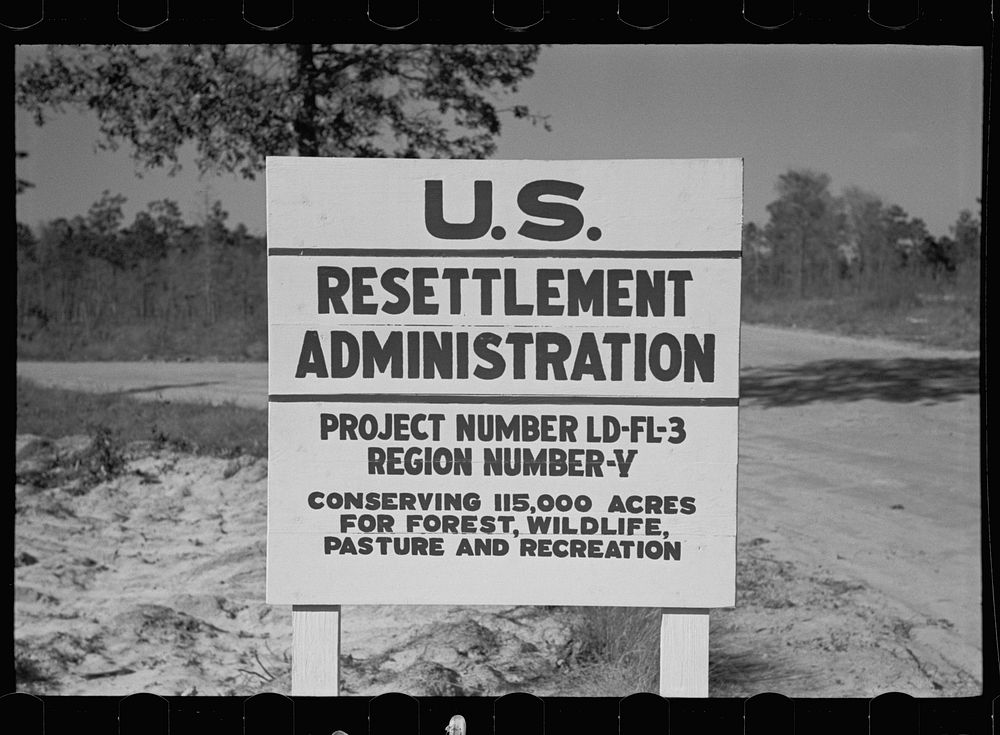 Sign on Withlacoochee Land Use Project, Florida. Sourced from the Library of Congress.
