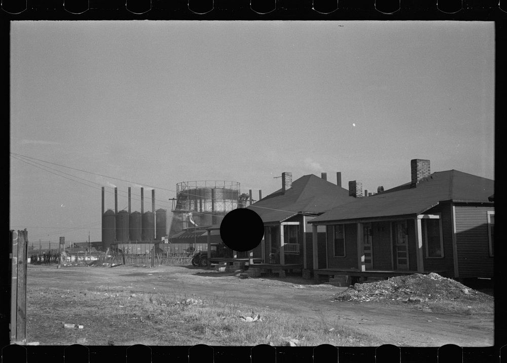 [Untitled photo, possibly related to: Company houses, Birmingham, Alabama]. Sourced from the Library of Congress.