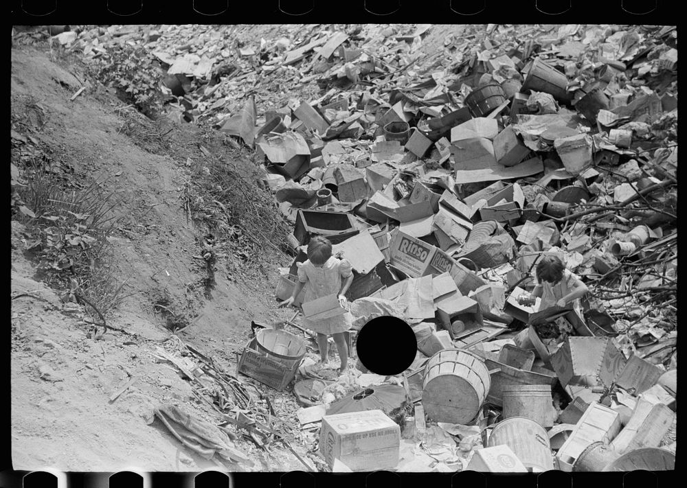 [Untitled photo, possibly related to: Children at city dump, Ambridge, Pennsylvania]. Sourced from the Library of Congress.