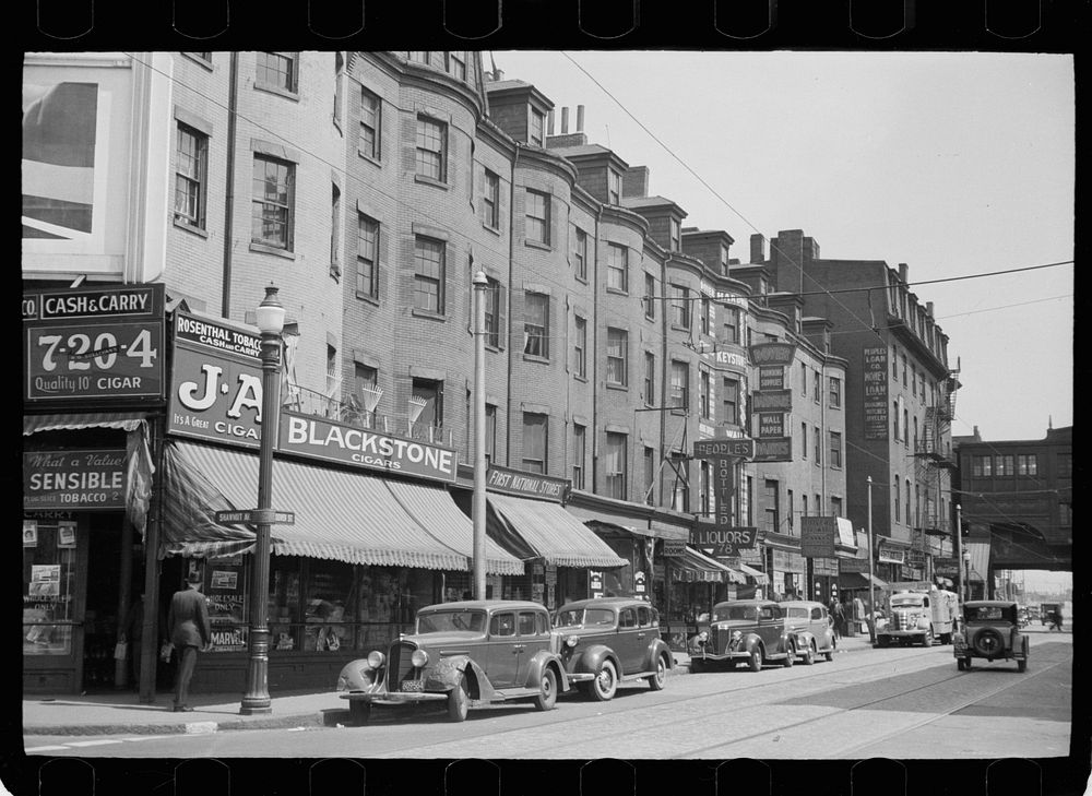 Street in Boston, Massachusetts. Sourced from the Library of Congress.