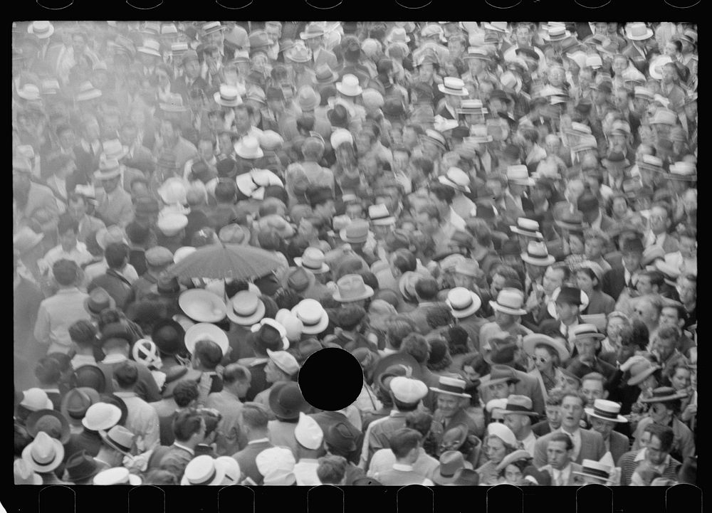 [Untitled photo, possibly related to: Crowds at races, Indianapolis, Indiana]. Sourced from the Library of Congress.