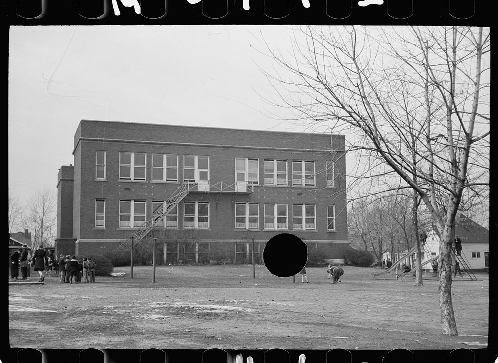 [Untitled photo, possibly related to: School, Herrin, Illinois]. Sourced from the Library of Congress.