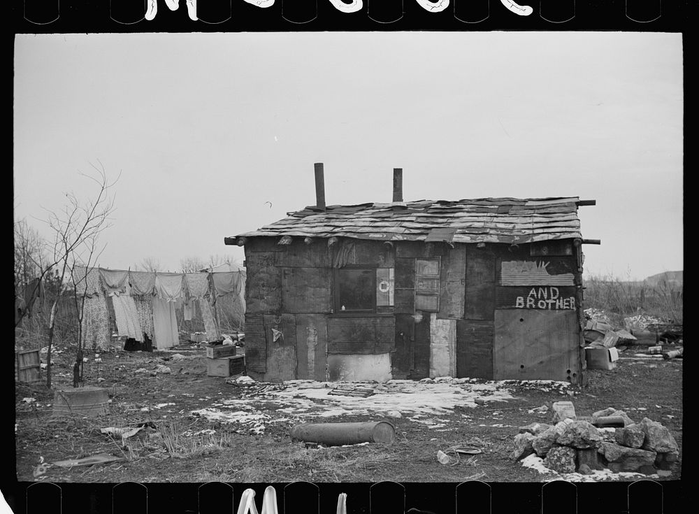 A shanty built of refuse near the Sunnyside slack pile, Herrin, Illinois. Sourced from the Library of Congress.