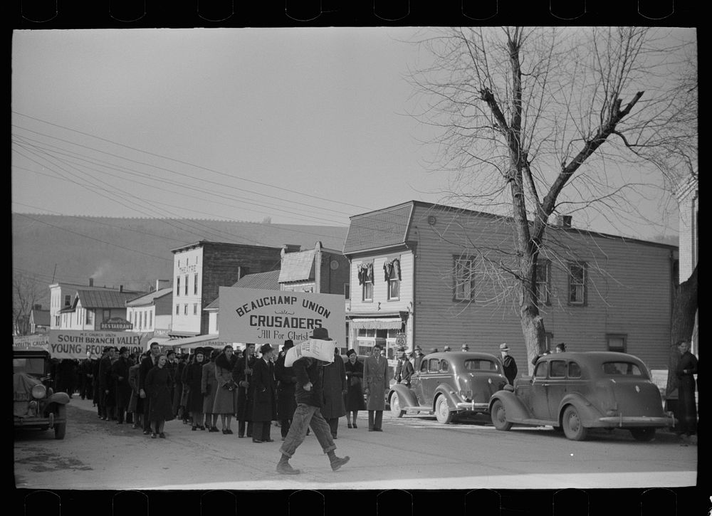 Religious parade, Romney, West Virginia. Sourced from the Library of Congress.