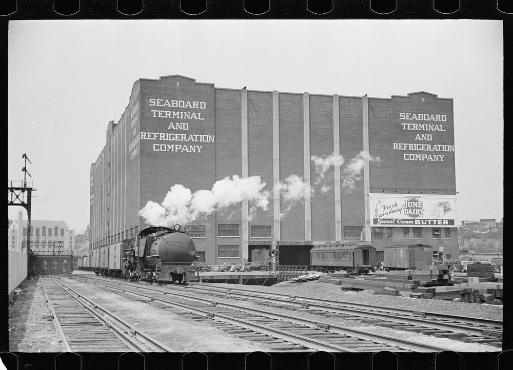 Seaboard Terminal and Refrigeration Company, Jersey City, New Jersey. Sourced from the Library of Congress.