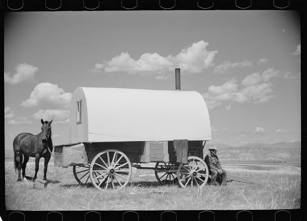 Sheepherder and chuck wagon [i.e., sheepherder's wagon], Madison County, Montana. Sourced from the Library of Congress.