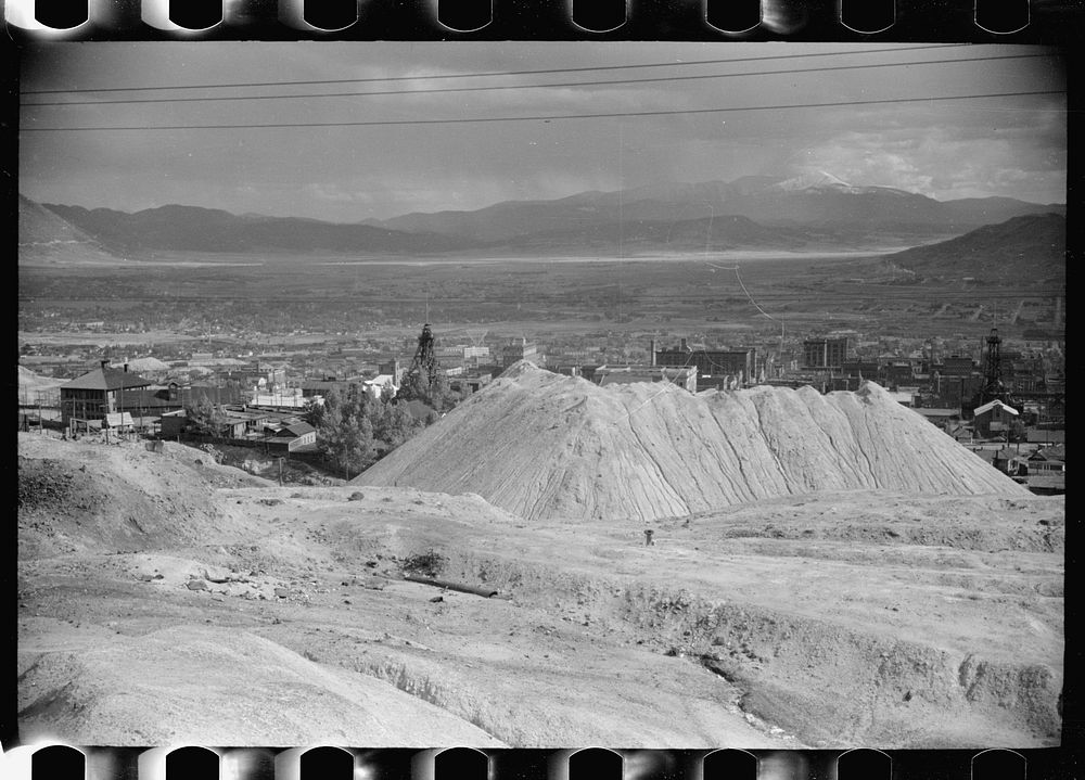 Butte from Watlerville Hill, Montana. Sourced from the Library of Congress.