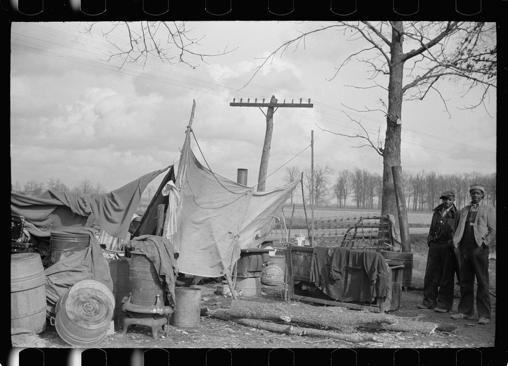 Evicted sharecroppers on Highway 60, New Madrid County, Missouri. Sourced from the Library of Congress.
