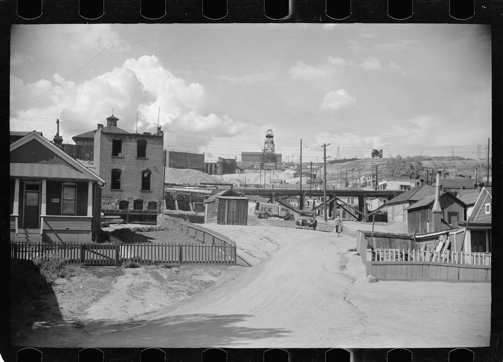 Street in Butte, Montana. Sourced from the Library of Congress.