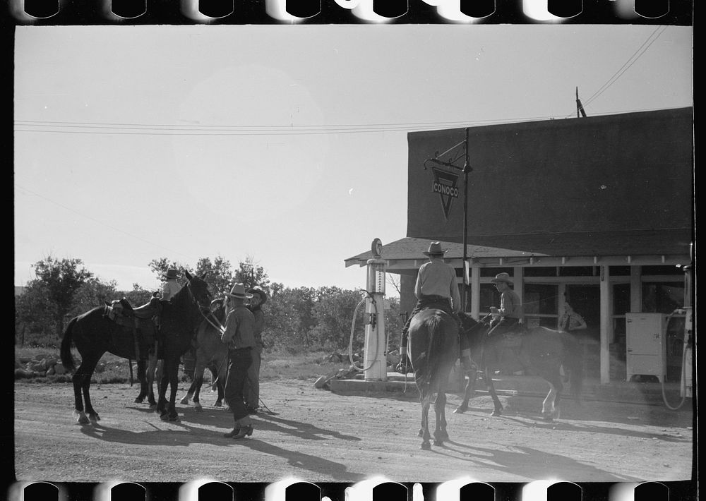 [Untitled photo, possibly related to: Beer parlor, Birney, Montana]. Sourced from the Library of Congress.