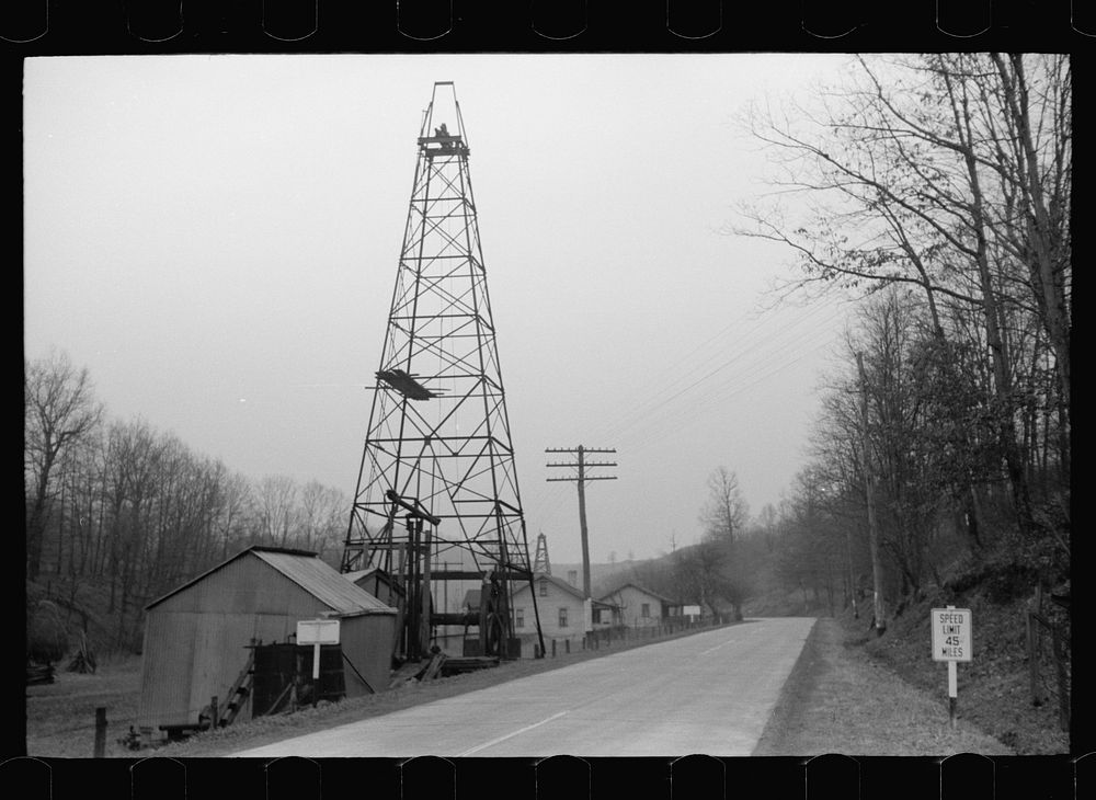 Oil well on Highway U.S. 50, Ritchie County, West Virginia. Sourced from the Library of Congress.