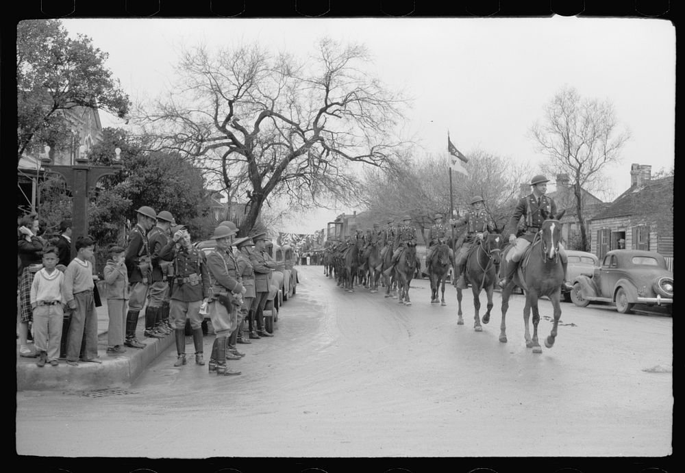 [Untitled photo, possibly related to: Mexican general and American commanding officer at Brownsville, Texas review American…