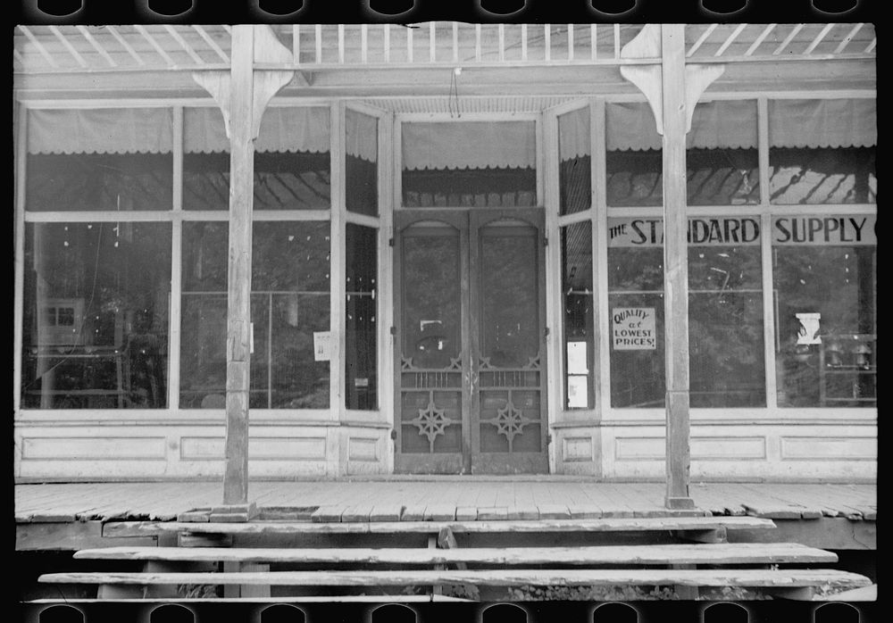 Abandoned mining supply store, Garrett County, Maryland. Sourced from the Library of Congress.