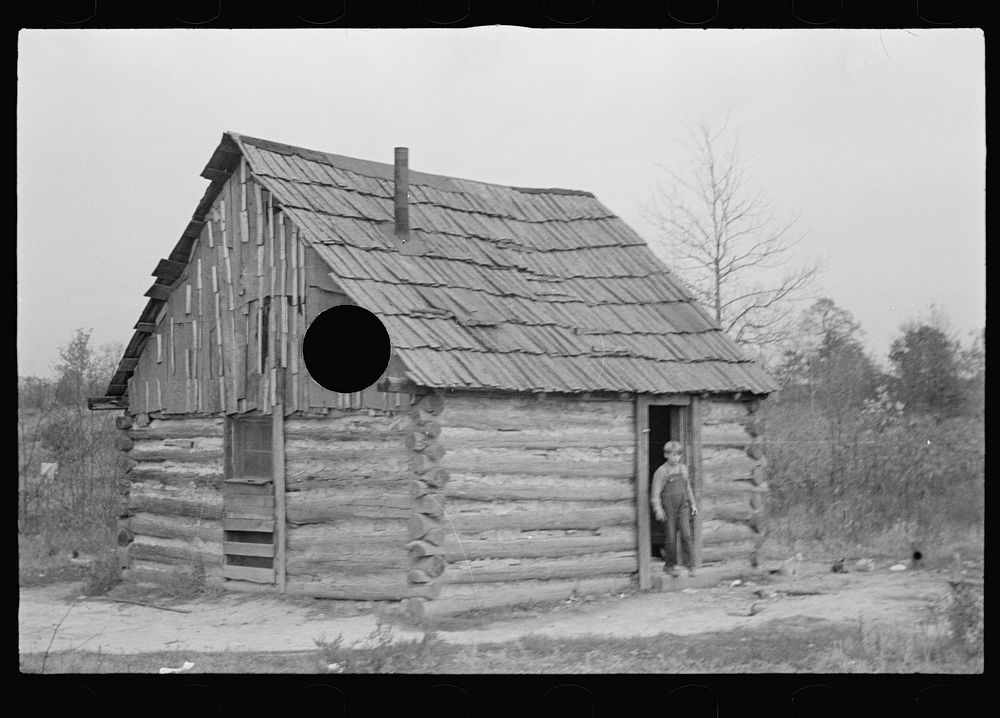 [Untitled photo, possibly related to: Home of a family of ten that has been on relief for eighteen months, Brown County…