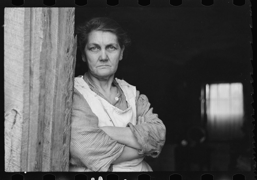 Rehabilitation client's wife, Jackson County, Ohio. Sourced from the Library of Congress.