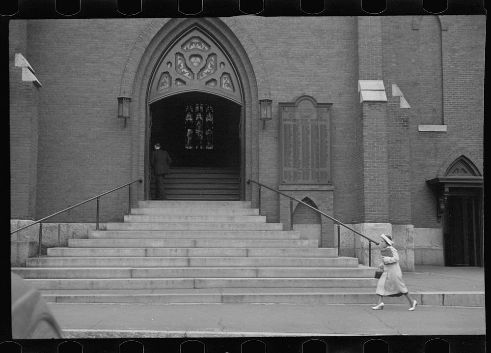 Entrance to church, Manchester, New Hampshire. Sourced from the Library of Congress.