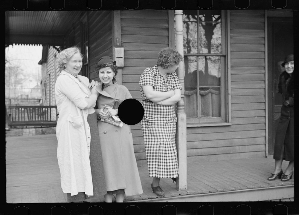 [Untitled photo, possibly related to: Sunday morning visiting between neighbors, Jackson, Ohio]. Sourced from the Library of…