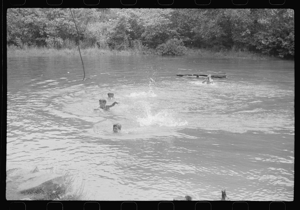[Untitled photo, possibly related to: Swimming hole, Pine Grove Mills, Pennsylvania]. Sourced from the Library of Congress.