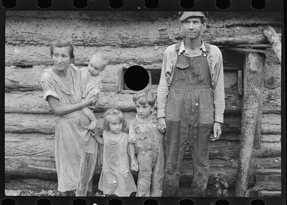 [Untitled photo, possibly related to: Family of Arkansas sharecropper]. Sourced from the Library of Congress.