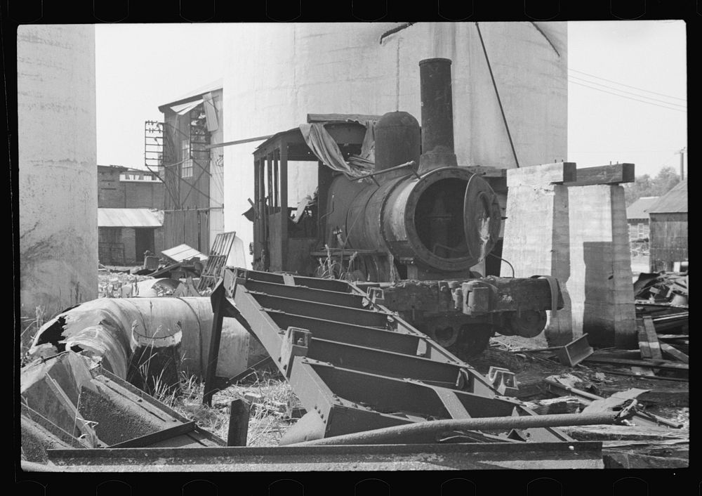 Remains of old Gulf States paper mill, Plaquemines Parish, Louisiana. Sourced from the Library of Congress.