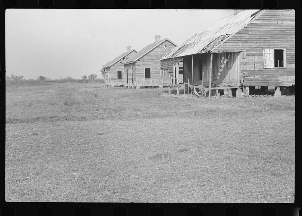 Deserted houses, Plaquemines Parish, Louisiana. Sourced from the Library of Congress.