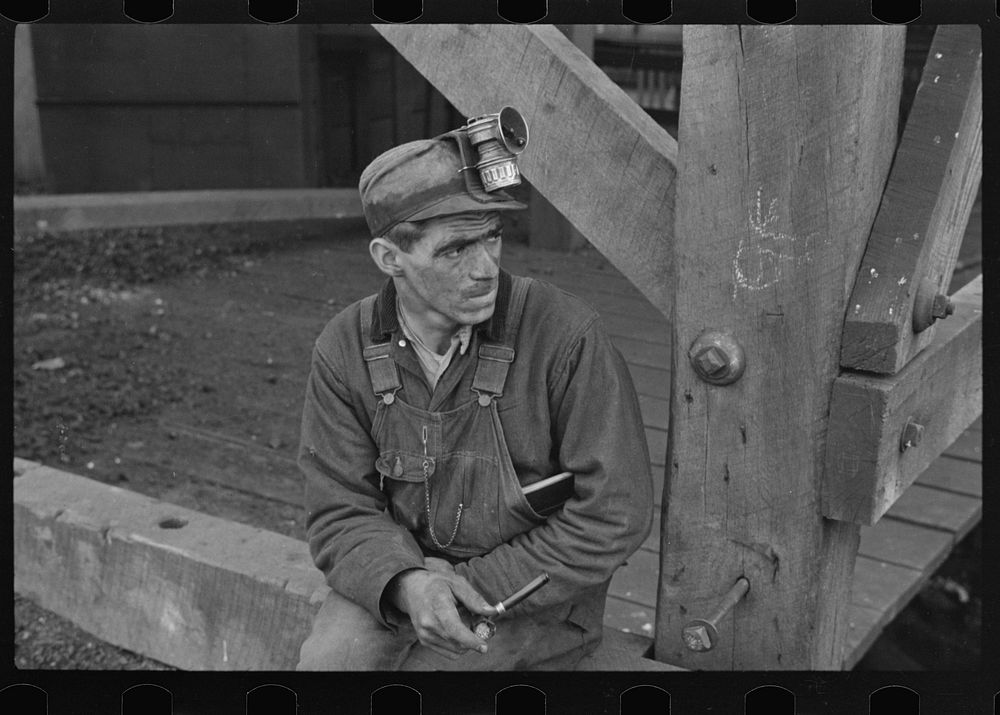 Kentucky coal miner, Jenkins, Kentucky. Sourced from the Library of Congress.