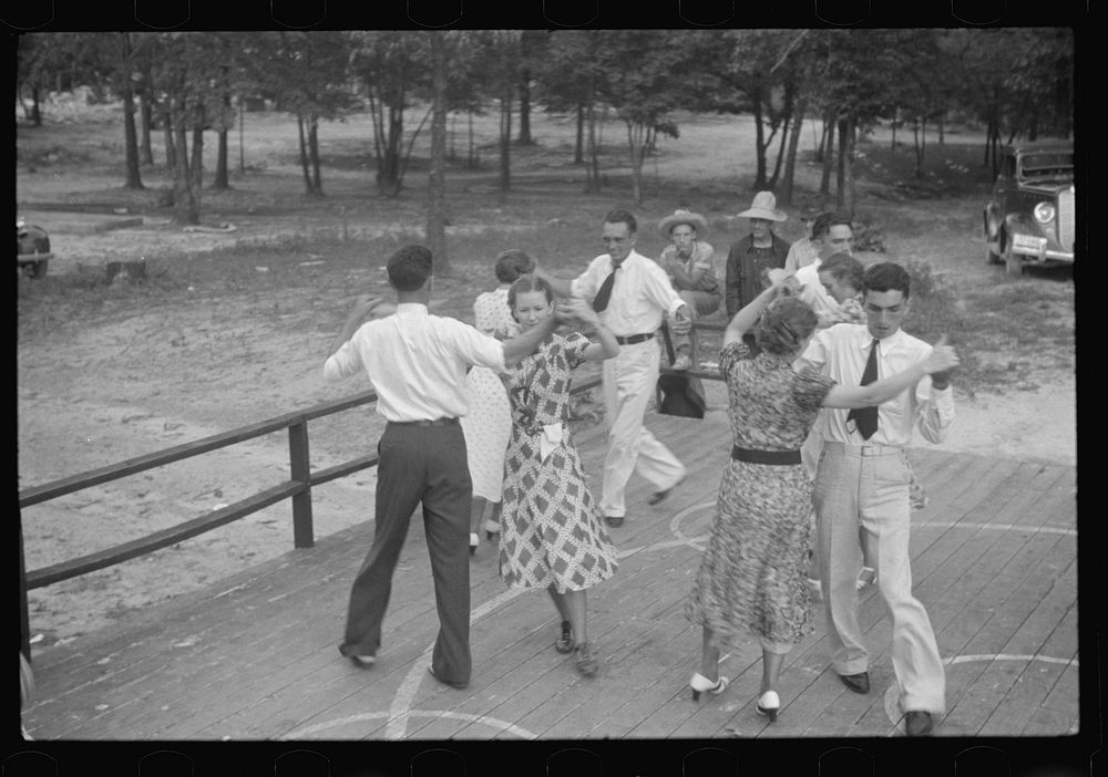 [Untitled photo, possibly related to: Square dance, Skyline Farms, Alabama]. Sourced from the Library of Congress.