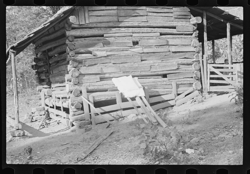 [Untitled photo, possibly related to: Outer wall detail, home of destitute mountaineer, Ozark Mountains, Arkansas]. Sourced…