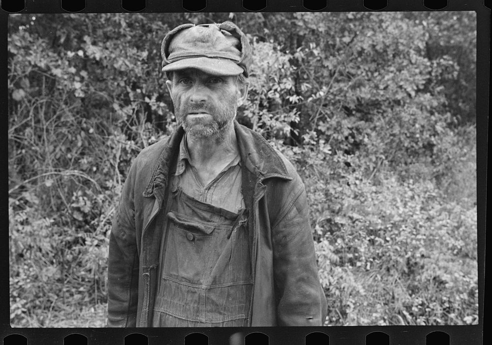 Destitute Ozark resident, Arkansas. Sourced from the Library of Congress.