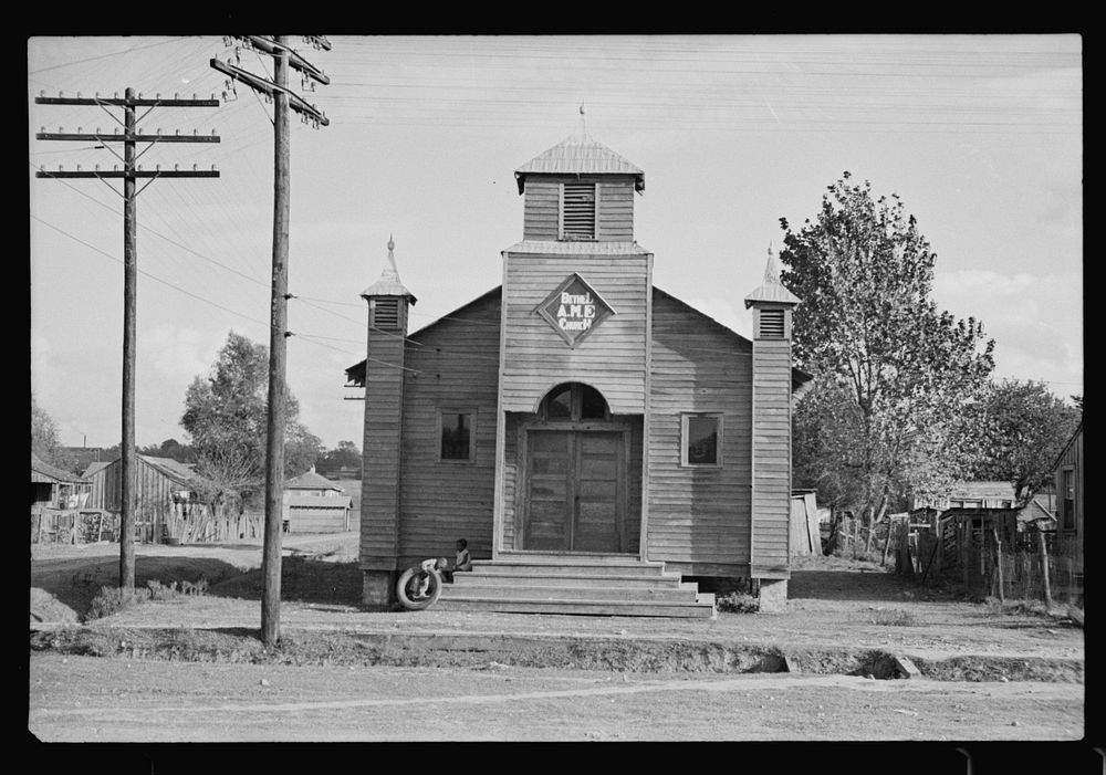 Church at Natchez, Mississippi. Sourced from the Library of Congress.