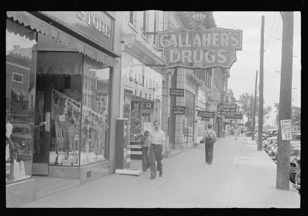 Main and Court Streets, Circleville, Ohio (see general caption). Sourced from the Library of Congress.