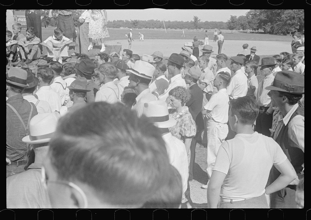 [Untitled photo, possibly related to: Wrestling matches, July 4th celebration, Ashville, Ohio, (see general caption)].…