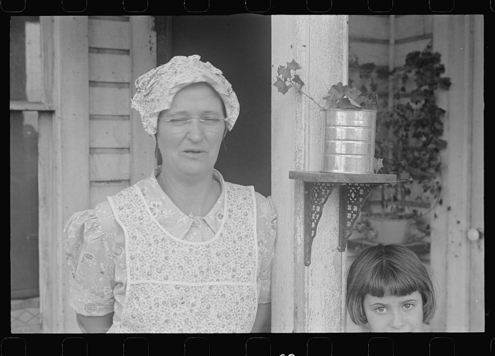 Wife of Mr. Thaxton, farmer, near Mechanicsburg, Ohio. Sourced from the Library of Congress.
