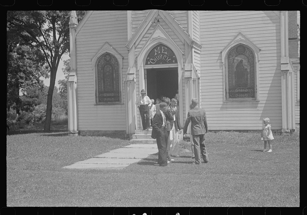 [Untitled photo, possibly related to: Methodist church, Unionville Center, Ohio]. Sourced from the Library of Congress.