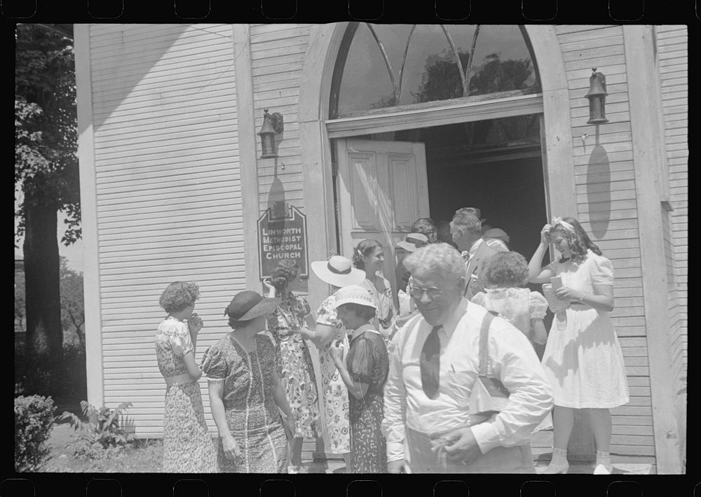 [Untitled photo, possibly related to: Linworth, Ohio. People leaving church]. Sourced from the Library of Congress.