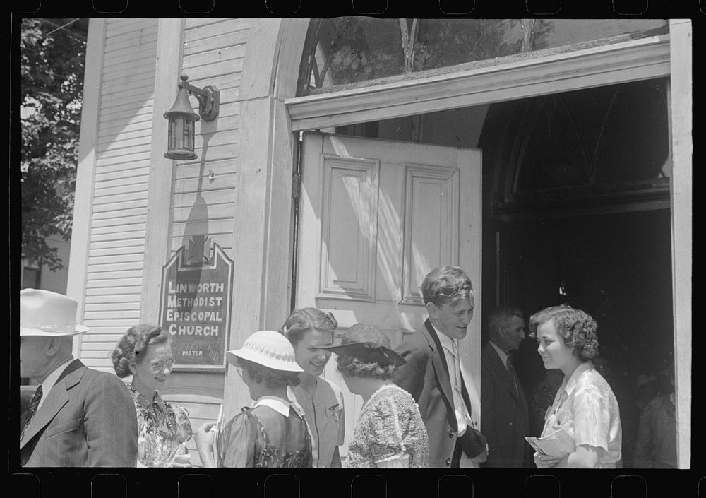 [Untitled photo, possibly related to: Linworth, Ohio. People leaving church]. Sourced from the Library of Congress.