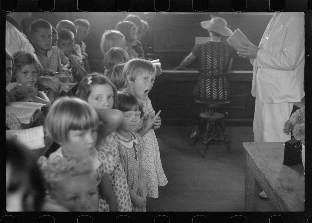 Sunday school, Penderlea Homesteads, North Carolina. Sourced from the Library of Congress.